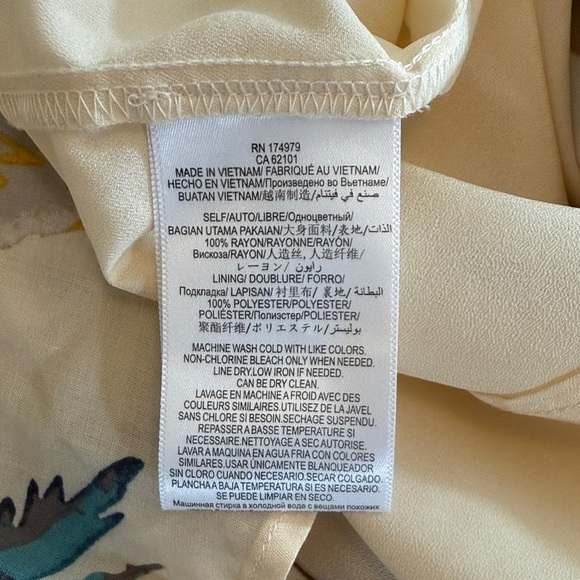 BCBGMaxazria Floral Long Sleeve Dress Size 2 - Picture 11 of 11